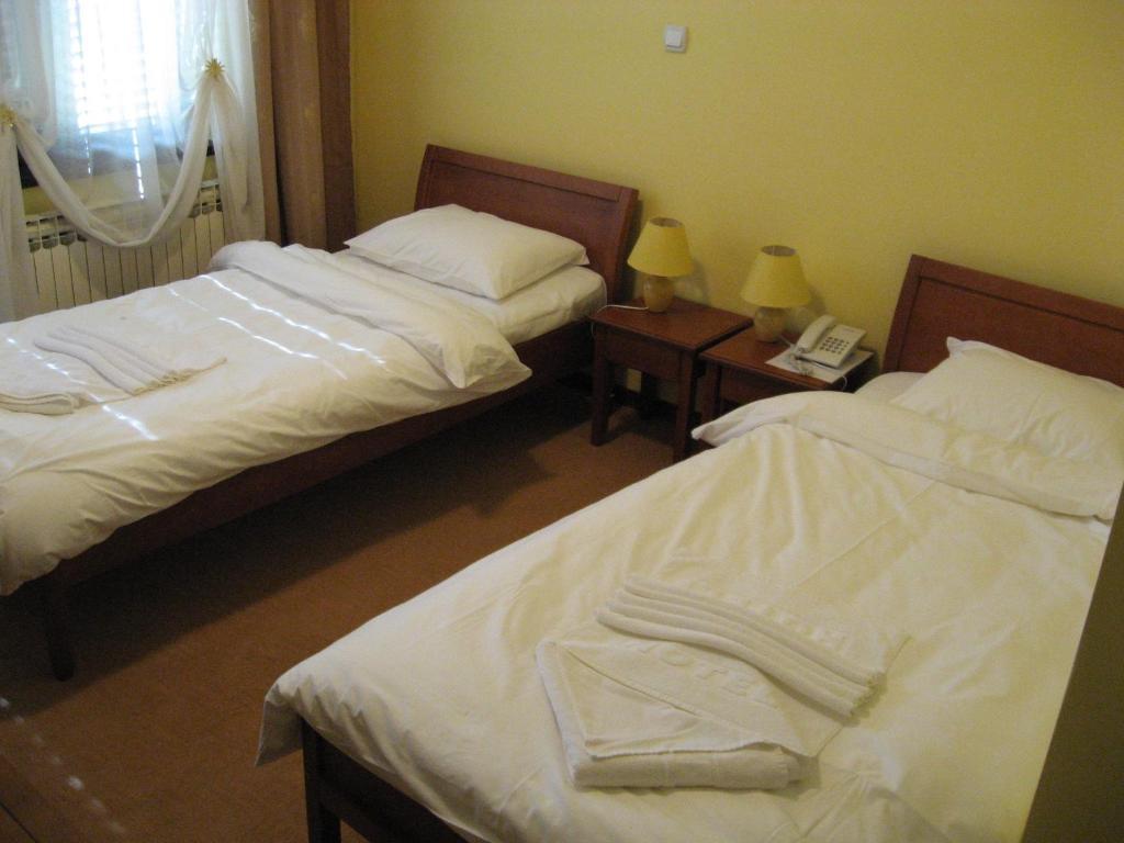 Hotel Vila Sunce 스타라 파조바 객실 사진